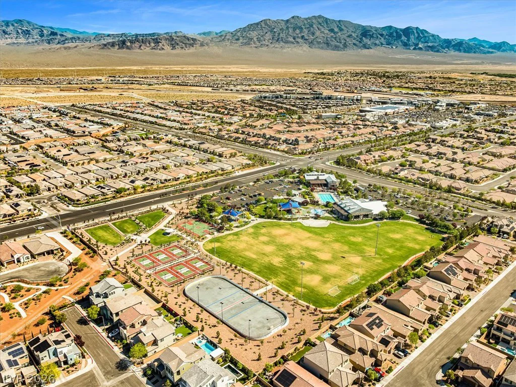 10220 MEANDERING DELL, Las Vegas, NV 89166