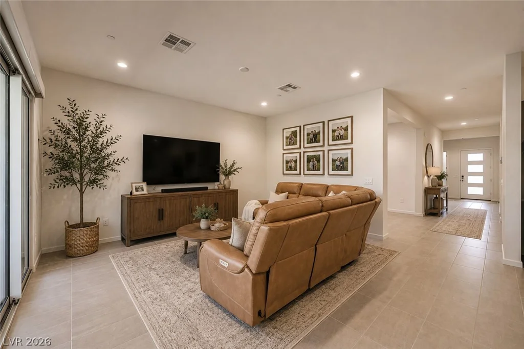 10220 MEANDERING DELL, Las Vegas, NV 89166