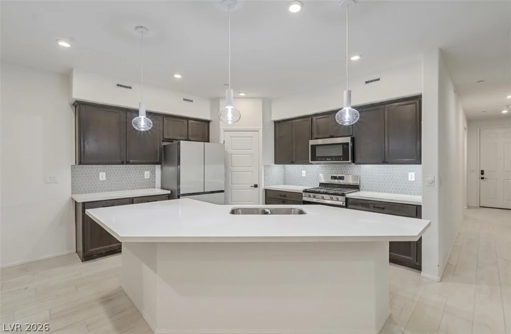607 Sylvan, Henderson, NV 89002