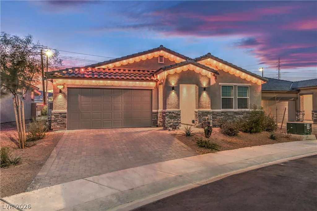 607 Sylvan, Henderson, NV 89002