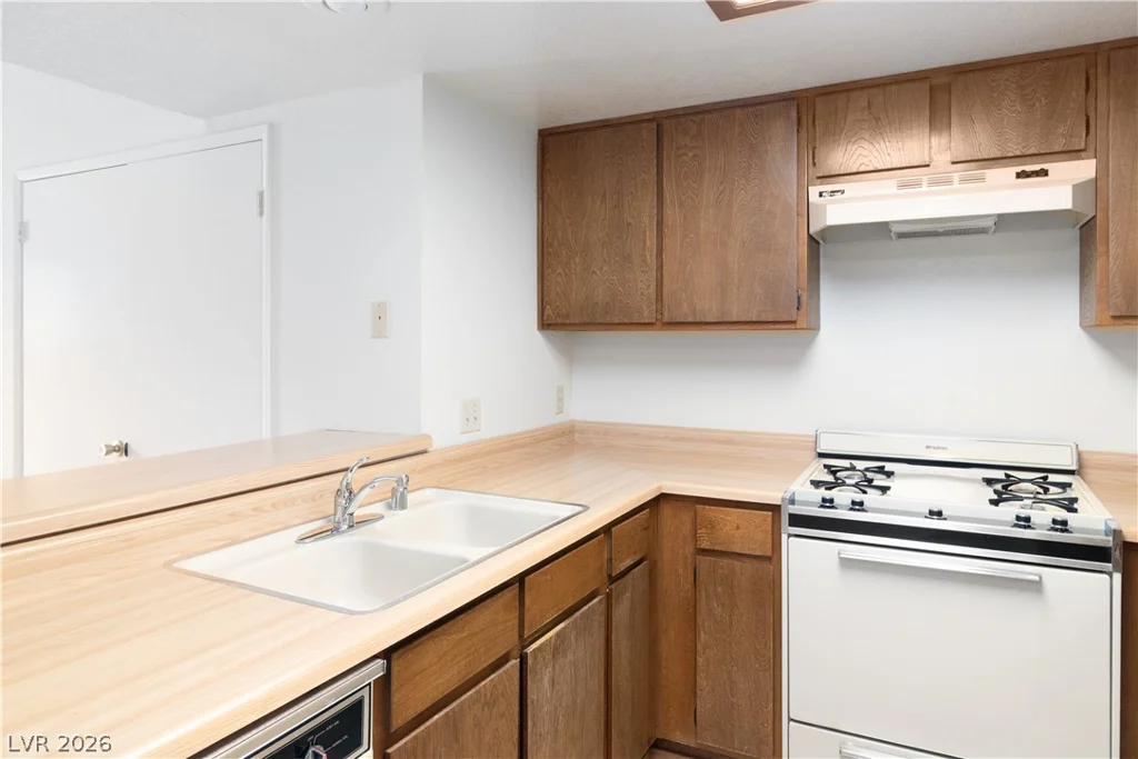 3740 Desert Marina, Laughlin, NV 89029
