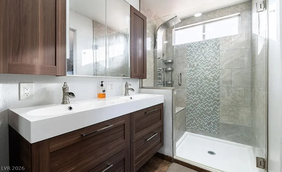 8616 MAJESTIC PINE, Las Vegas, NV 89143