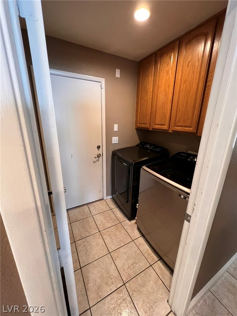 8616 MAJESTIC PINE, Las Vegas, NV 89143