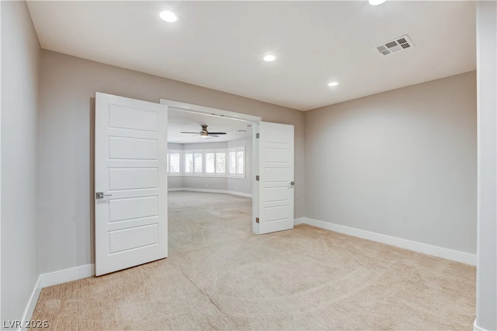 4207 Ridgecrest, Las Vegas, NV 89121
