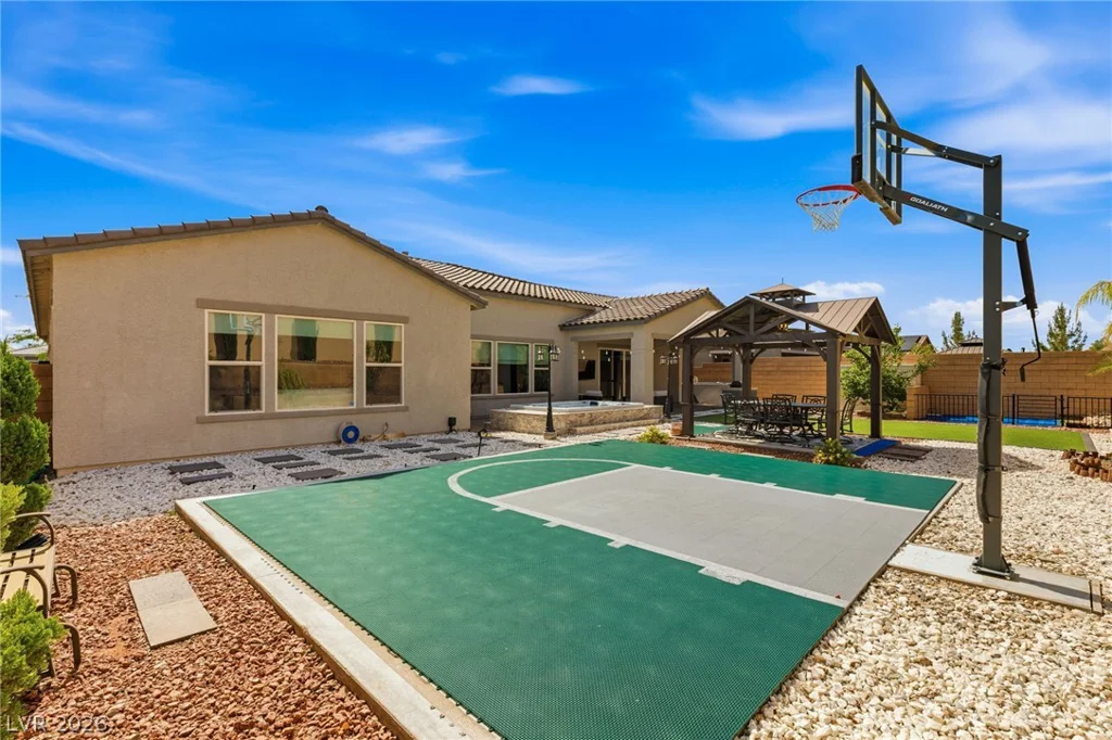 7461 Tucker William, Las Vegas, NV 89149