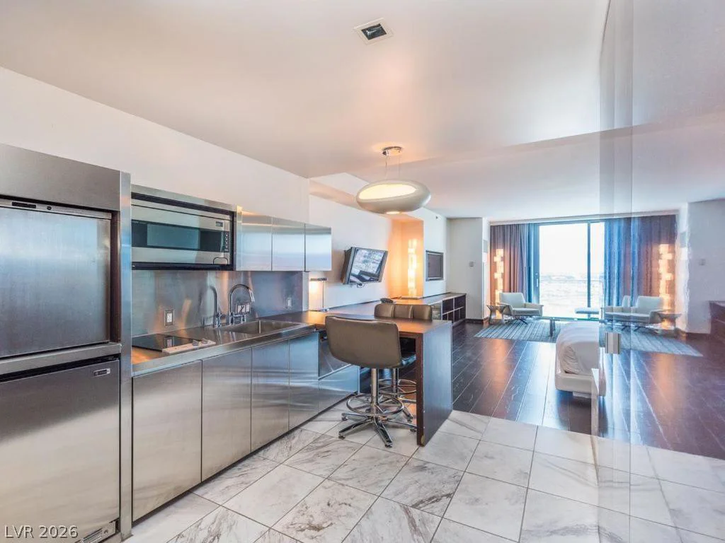 4381 Flamingo, Las Vegas, NV 89103
