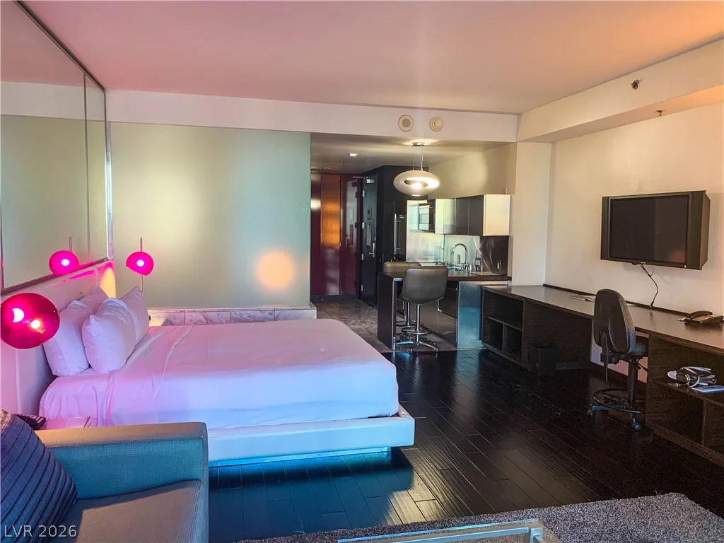 4381 Flamingo, Las Vegas, NV 89103