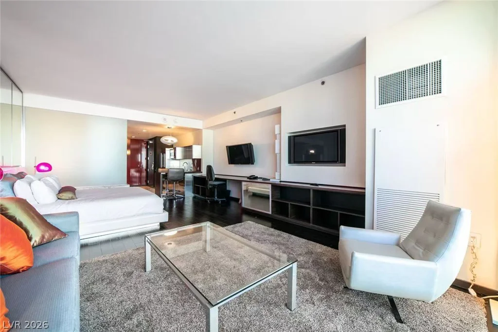 4381 Flamingo, Las Vegas, NV 89103