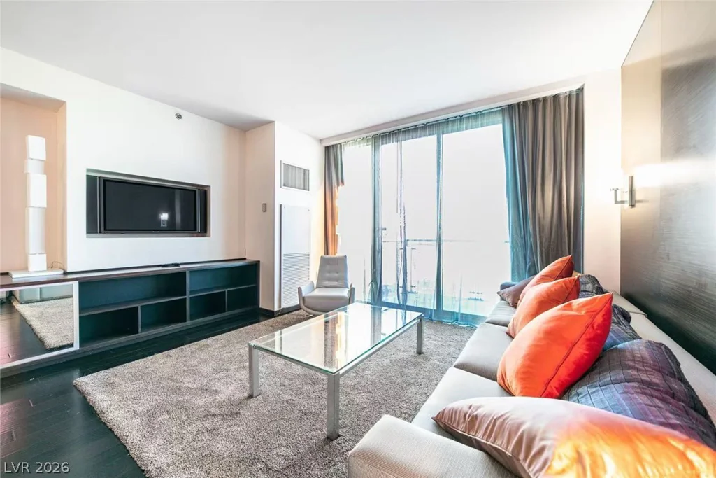 4381 Flamingo, Las Vegas, NV 89103