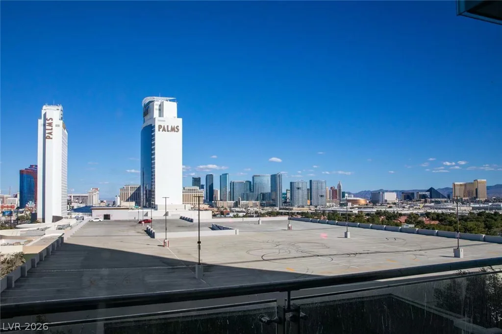 4381 Flamingo, Las Vegas, NV 89103