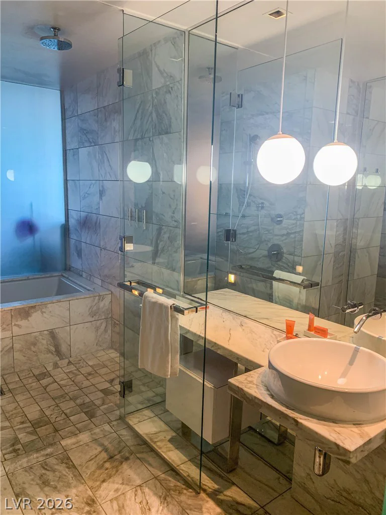4381 Flamingo, Las Vegas, NV 89103