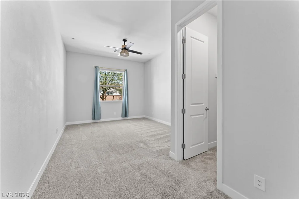 879 Klamath Springs, Henderson, NV 89011
