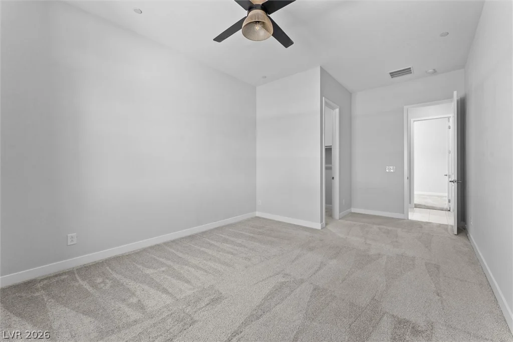 879 Klamath Springs, Henderson, NV 89011