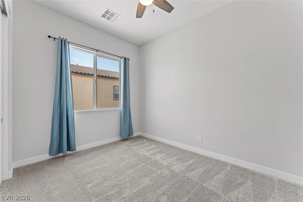879 Klamath Springs, Henderson, NV 89011
