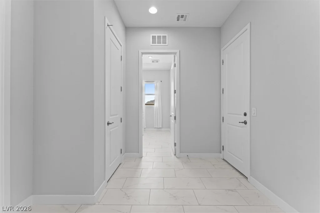 879 Klamath Springs, Henderson, NV 89011