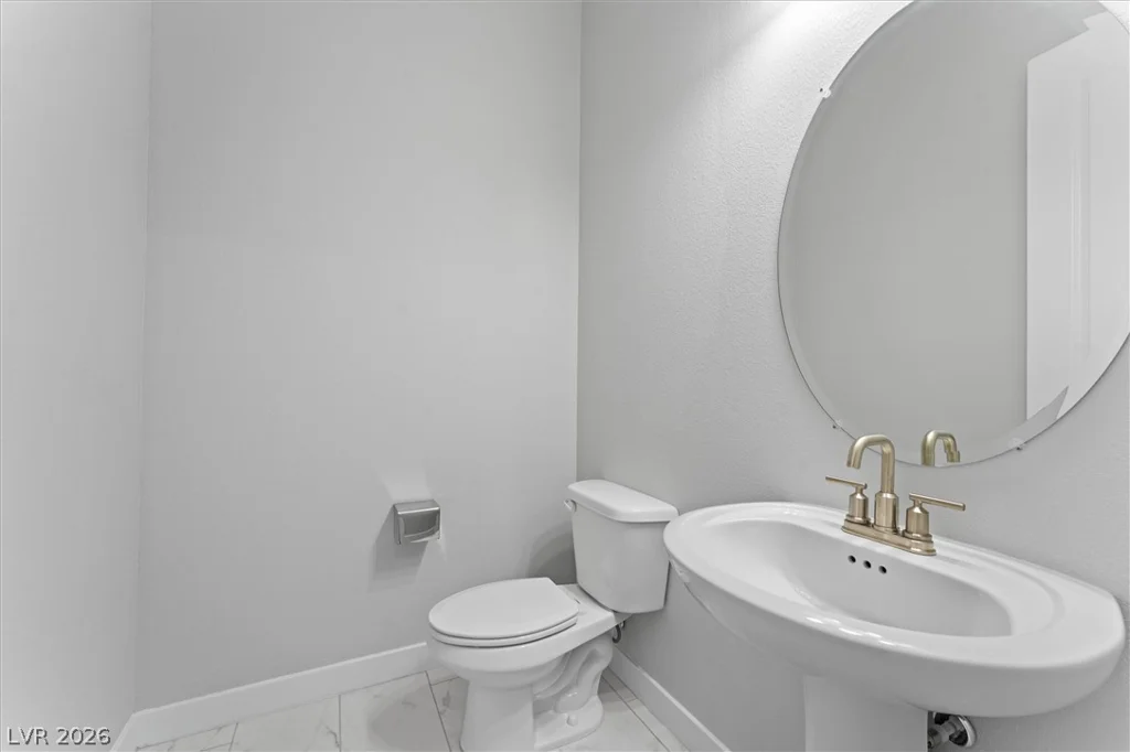 879 Klamath Springs, Henderson, NV 89011