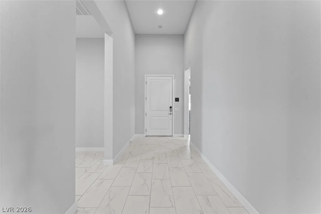 879 Klamath Springs, Henderson, NV 89011