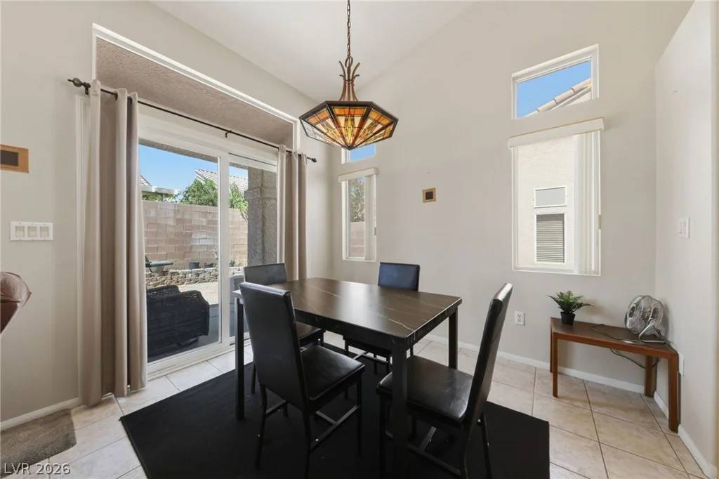 9642 Midnight Sun, Las Vegas, NV 89147