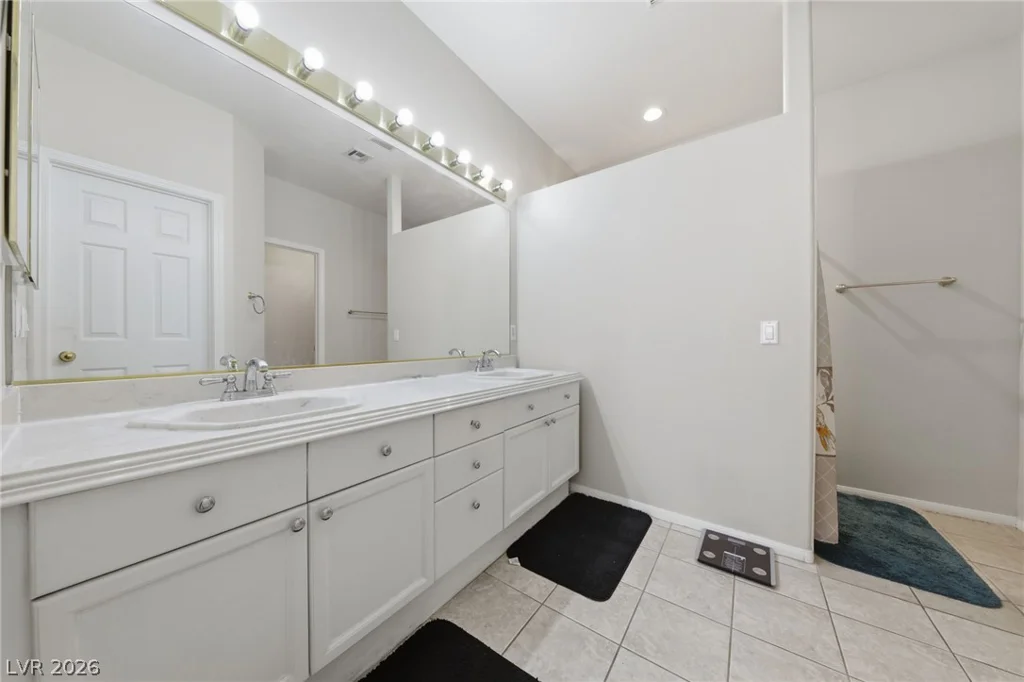 9642 Midnight Sun, Las Vegas, NV 89147