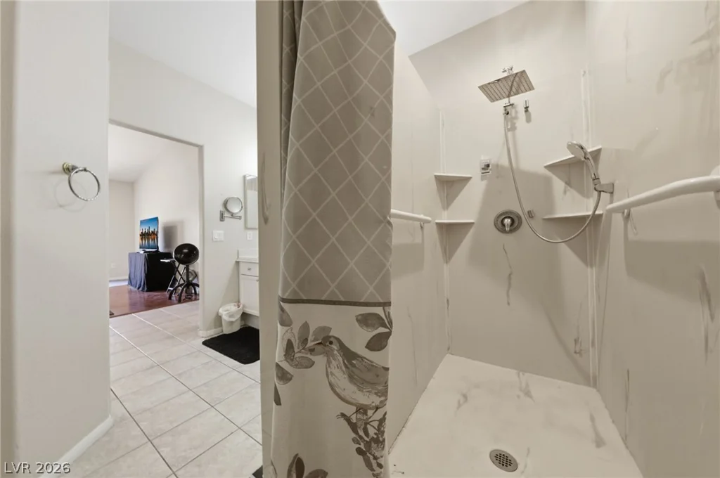 9642 Midnight Sun, Las Vegas, NV 89147