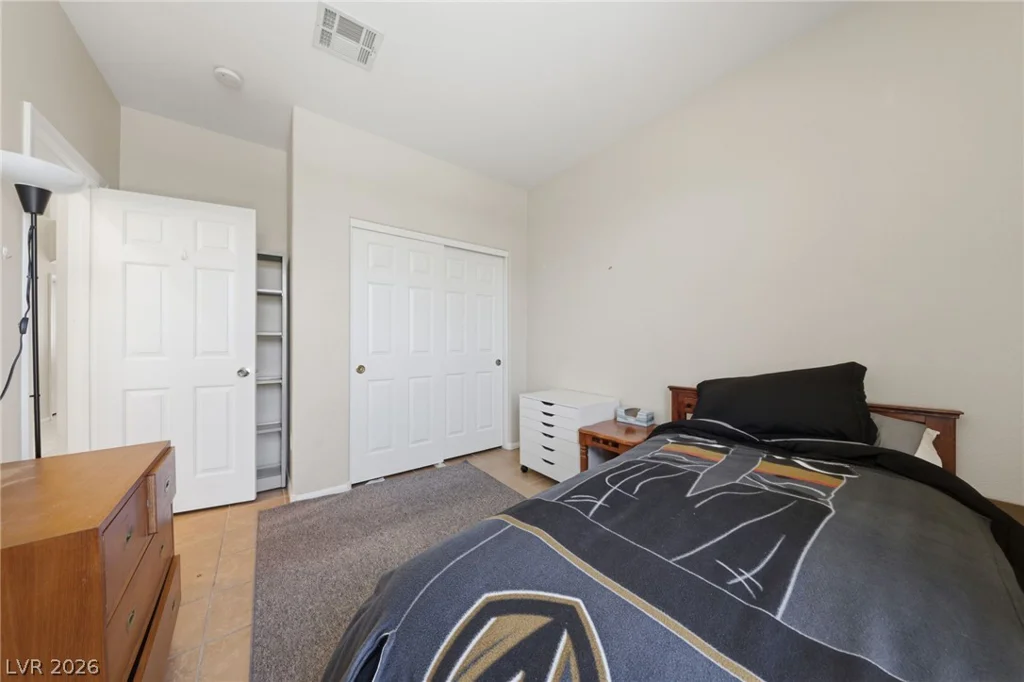 9642 Midnight Sun, Las Vegas, NV 89147
