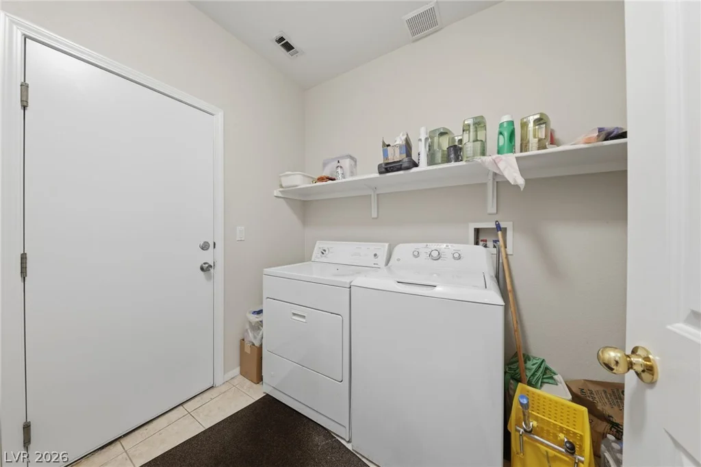 9642 Midnight Sun, Las Vegas, NV 89147