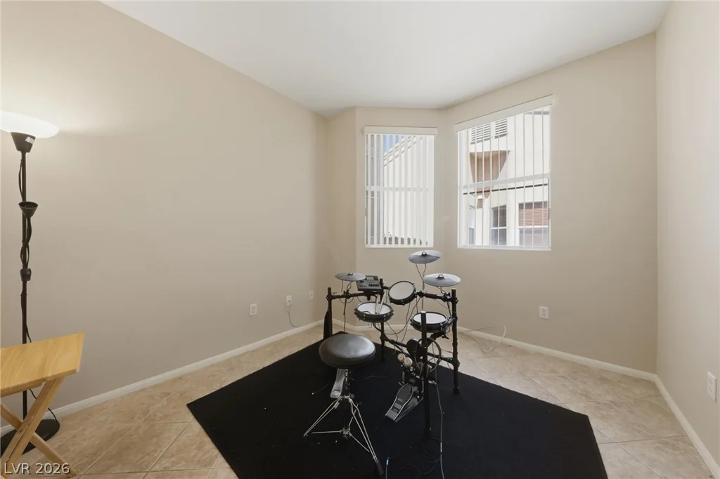 9642 Midnight Sun, Las Vegas, NV 89147