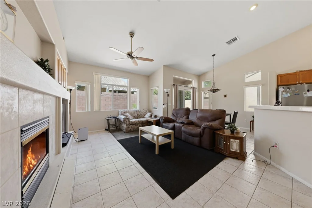 9642 Midnight Sun, Las Vegas, NV 89147
