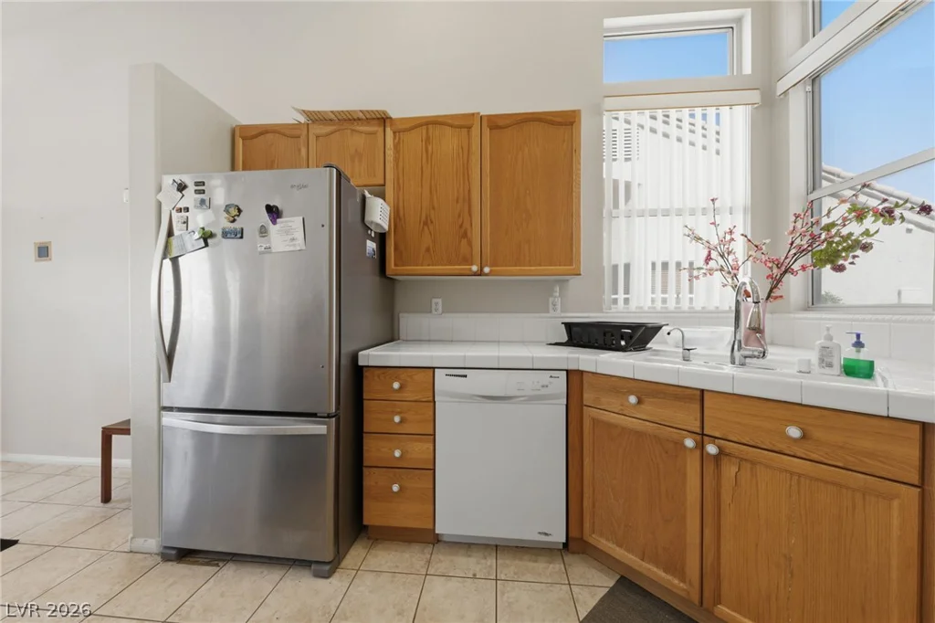 9642 Midnight Sun, Las Vegas, NV 89147