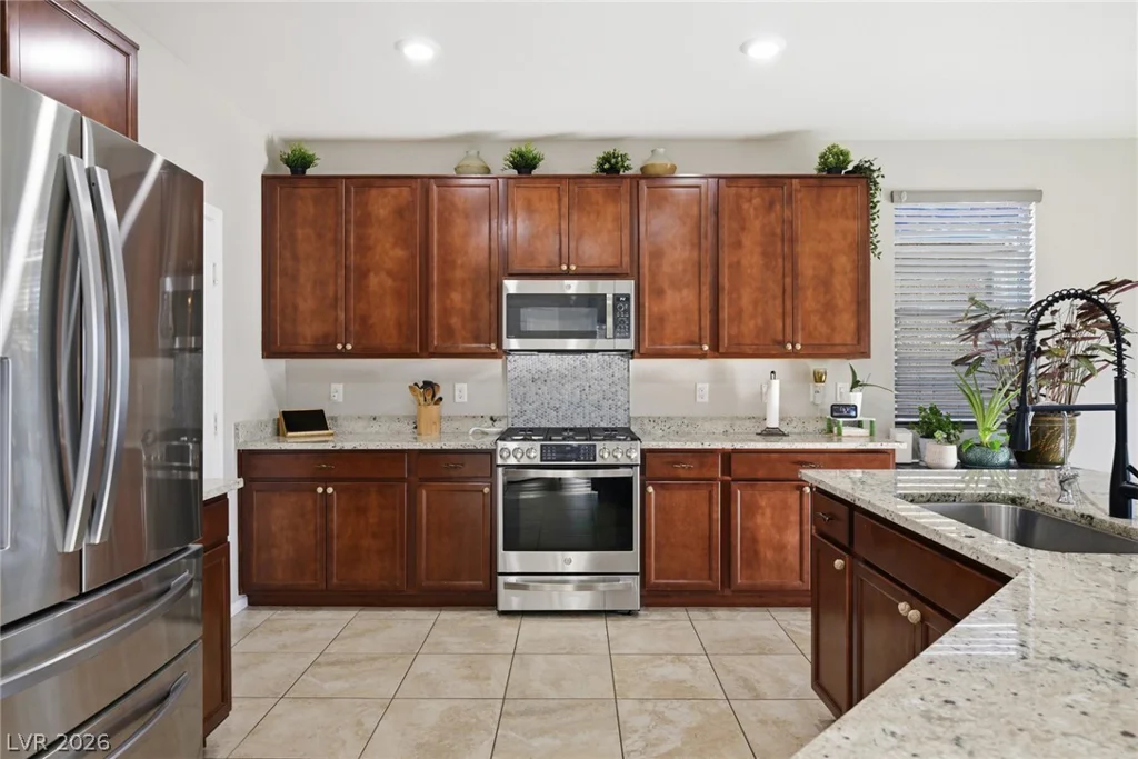 1417 Deep Valley, North Las Vegas, NV 89084