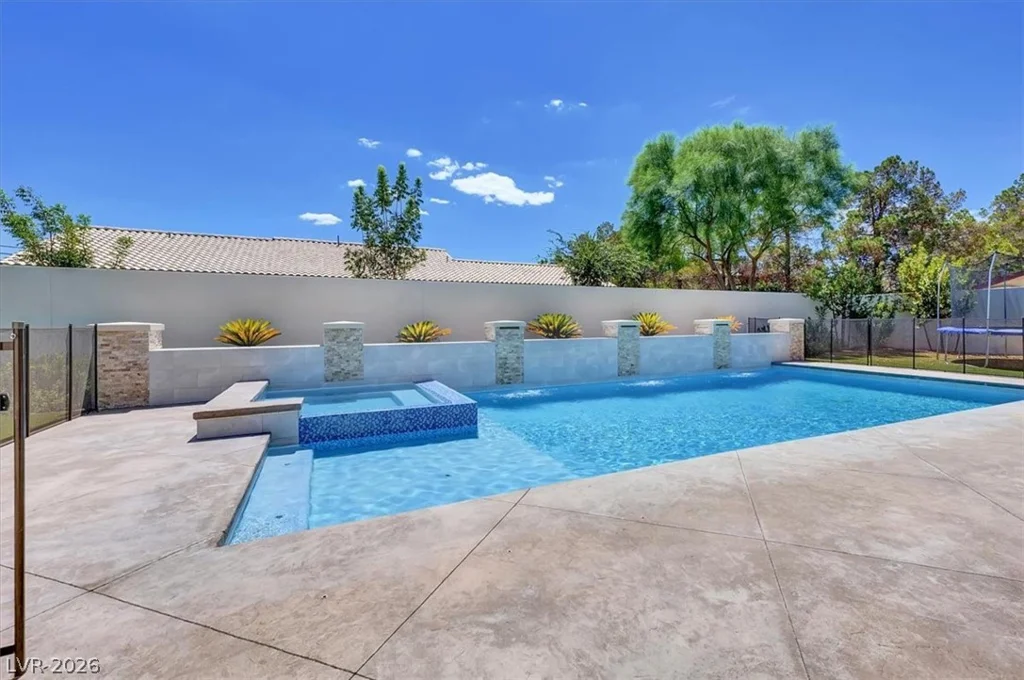 3041 Serene, Henderson, NV 89074