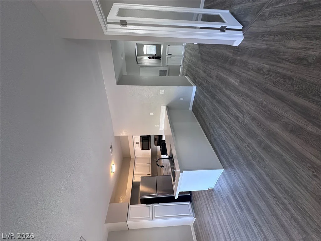 5415 Harmon, Las Vegas, NV 89103