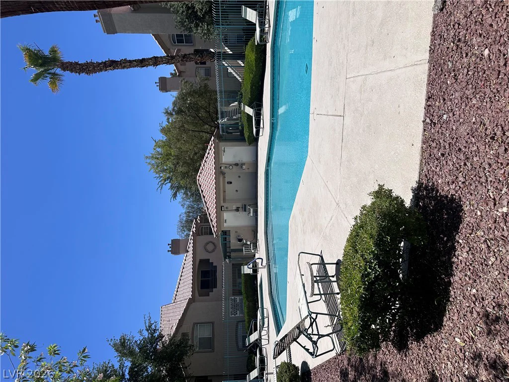 5415 Harmon, Las Vegas, NV 89103