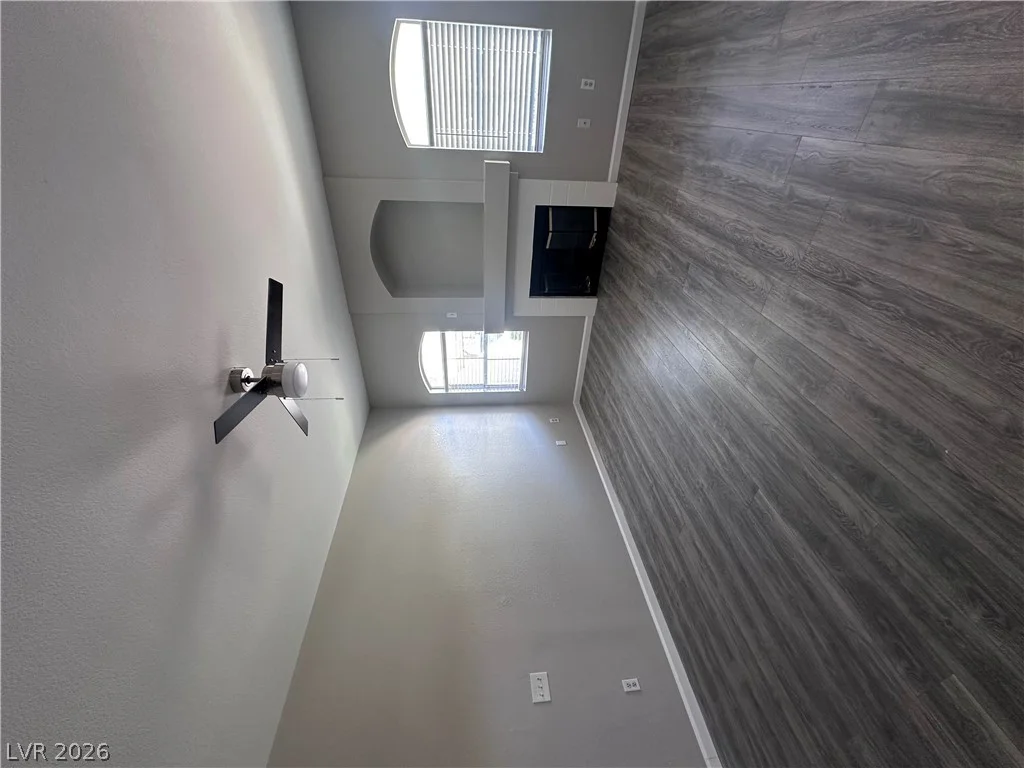 5415 Harmon, Las Vegas, NV 89103