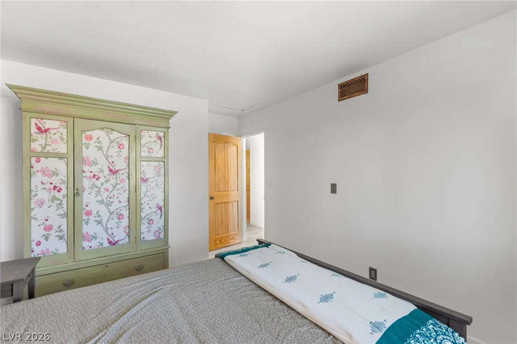 3838 Silent Hill, Las Vegas, NV 89147
