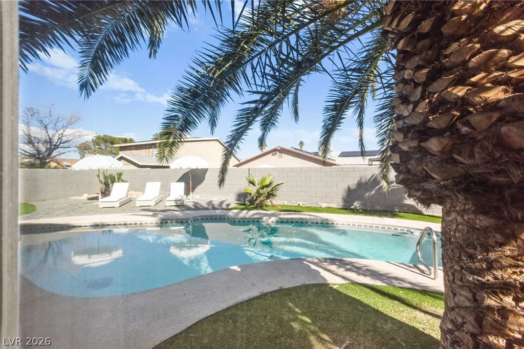 3838 Silent Hill, Las Vegas, NV 89147