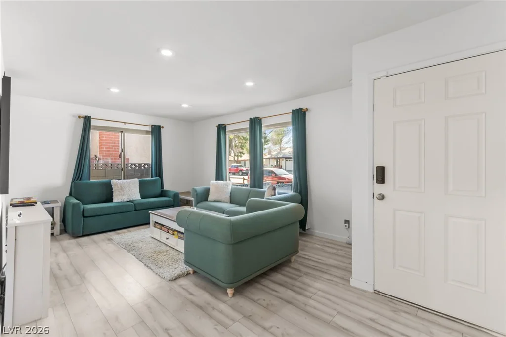 3838 Silent Hill, Las Vegas, NV 89147