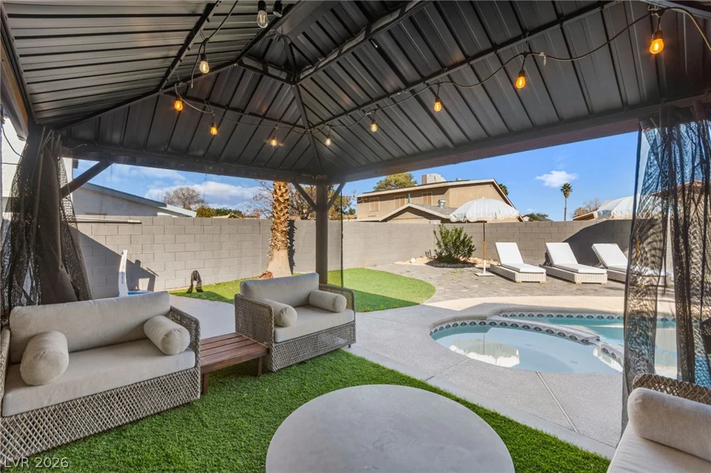 3838 Silent Hill, Las Vegas, NV 89147