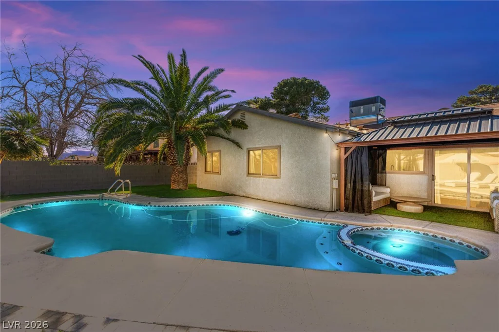 3838 Silent Hill, Las Vegas, NV 89147