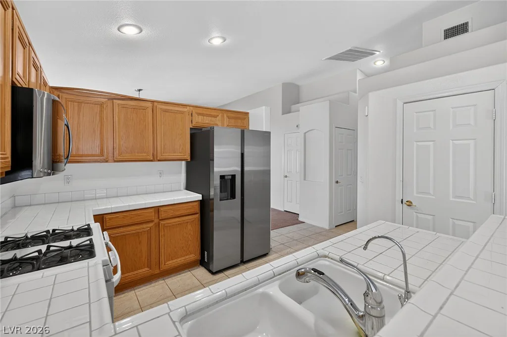3169 Castle Canyon, Henderson, NV 89052