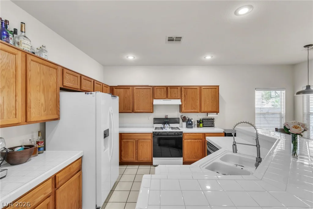 1578 Raining Hills, Henderson, NV 89052
