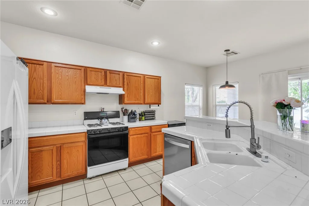 1578 Raining Hills, Henderson, NV 89052