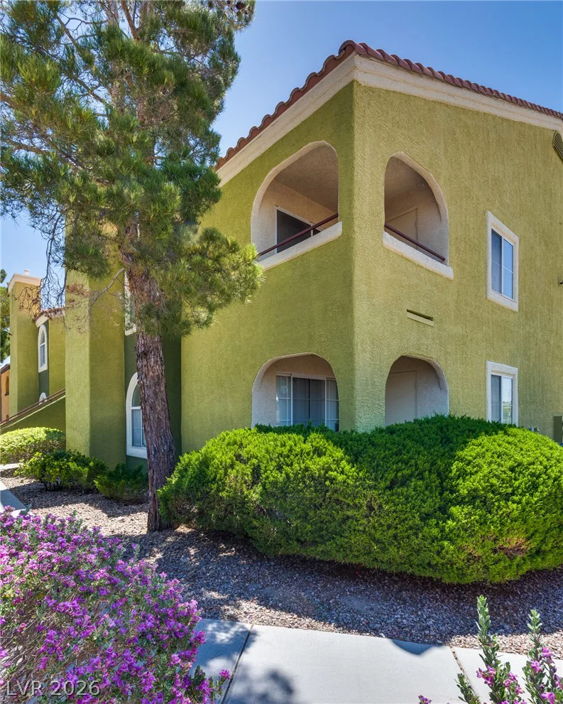7950 Flamingo, Las Vegas, NV 89147