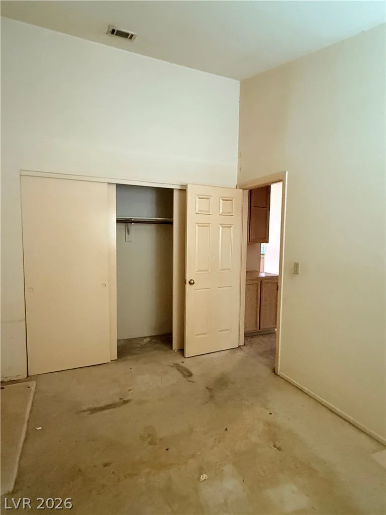 9713 Peacock Hill, Las Vegas, NV 89117