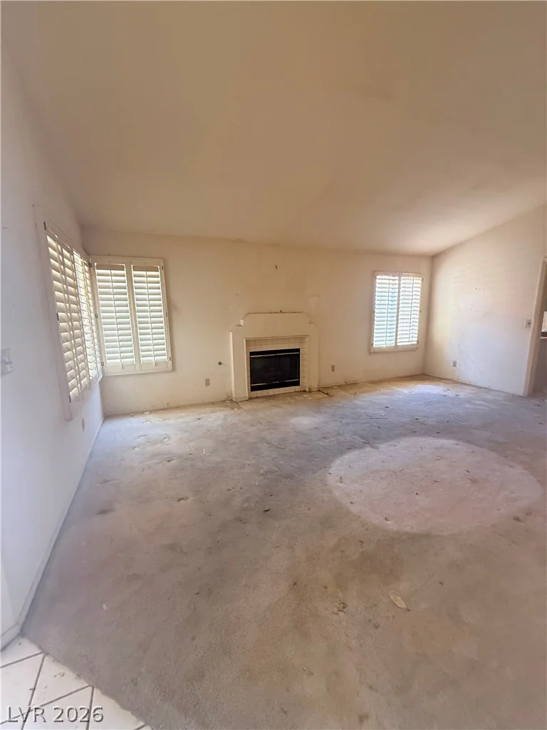 9713 Peacock Hill, Las Vegas, NV 89117