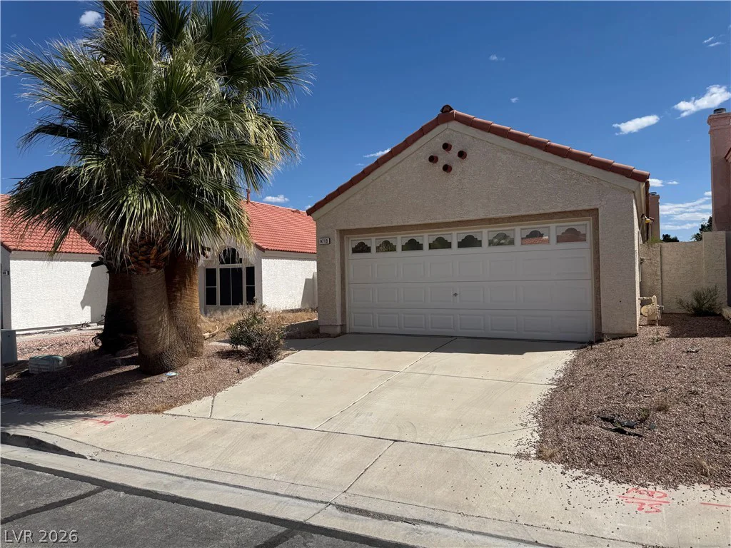 9713 Peacock Hill, Las Vegas, NV 89117