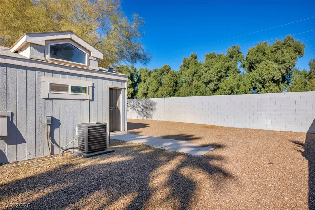 5898 Sassy Rose, Las Vegas, NV 89122