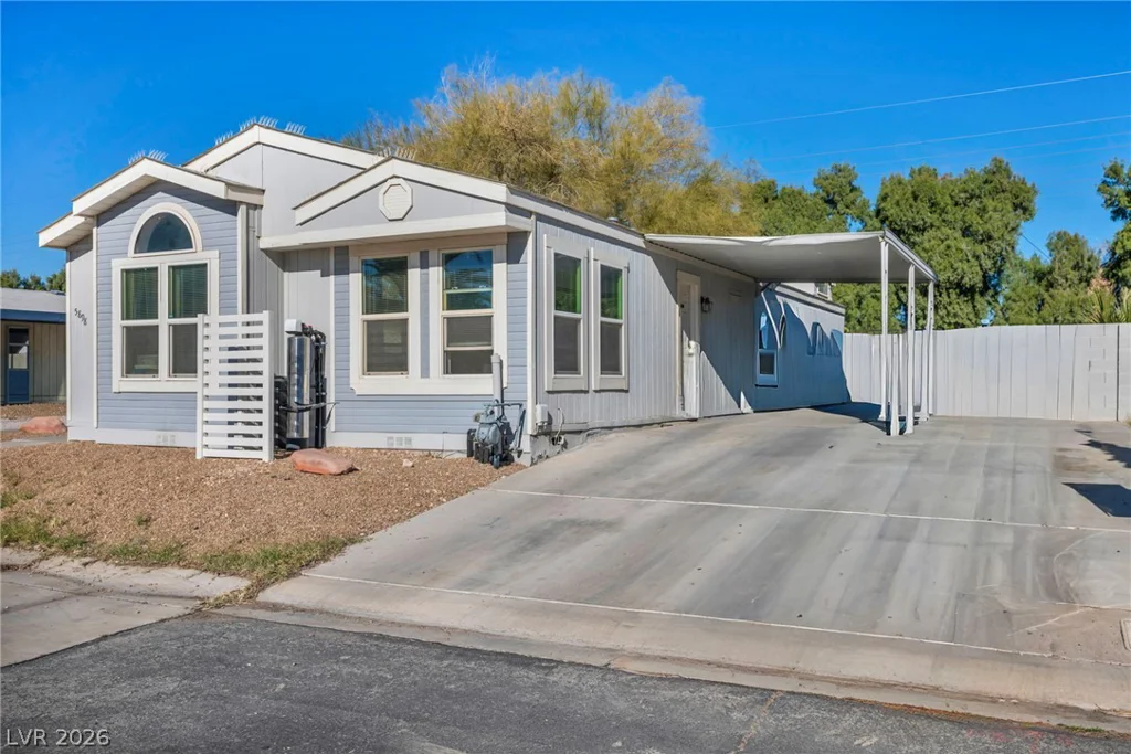 5898 Sassy Rose, Las Vegas, NV 89122
