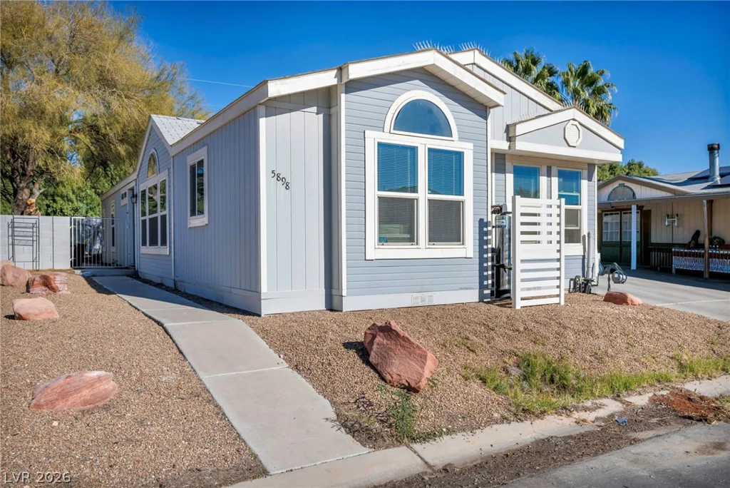 5898 Sassy Rose, Las Vegas, NV 89122