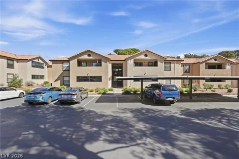 2451 Rainbow, Las Vegas, NV 89108
